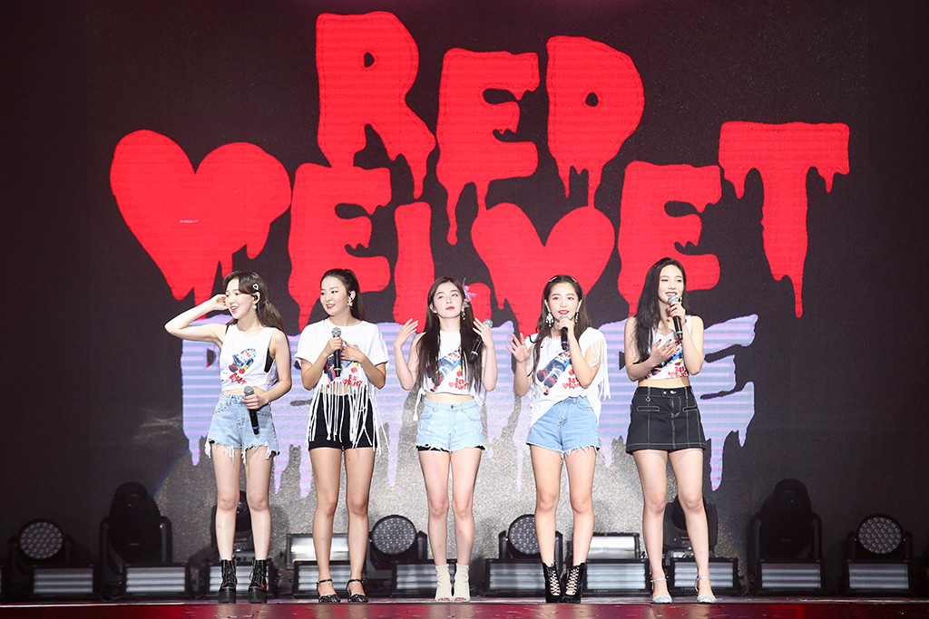 Red Velvet, Mini Skirts Red Velvet, Mini Skirts